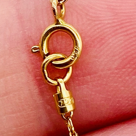 EUC Antique 18k Yellow Gold Medallion Pendant w/ 18k Chain - Picture 14 of 16